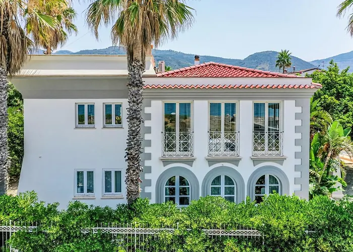 Mancuso De Gaetani & בית הארחה Capo dʼOrlando